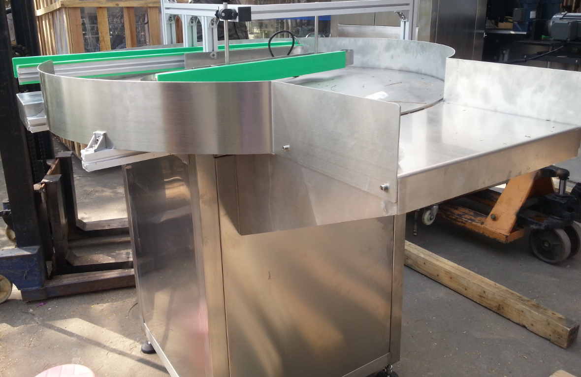 bottle unscrambler machines pudeles atšifrēšanas aprīkojums.jpg