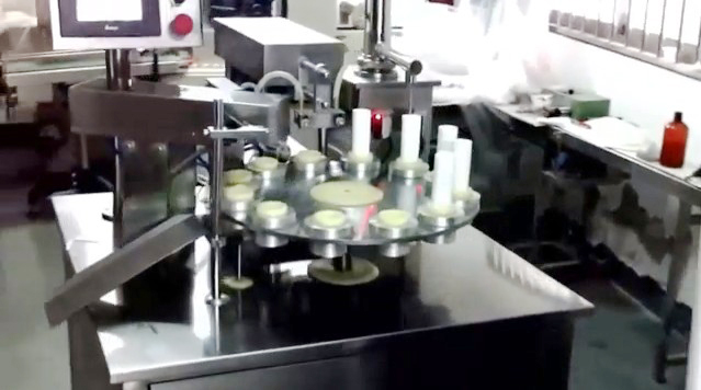 tubes filling ultrasonic sealing machine semi automatic ultraskaņas cauruļu sealer filler equip.jpg