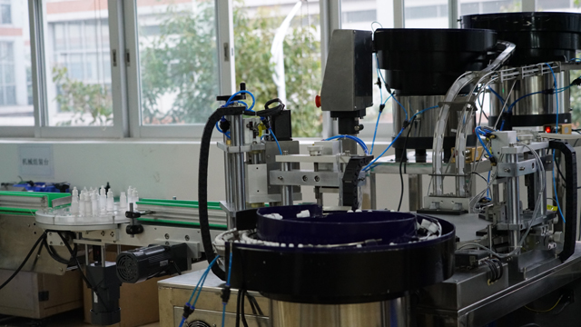 uzpildes vāciņš etiķetes attēli.jpg