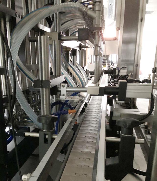 uzpildes mašīna automātiskā.JPG