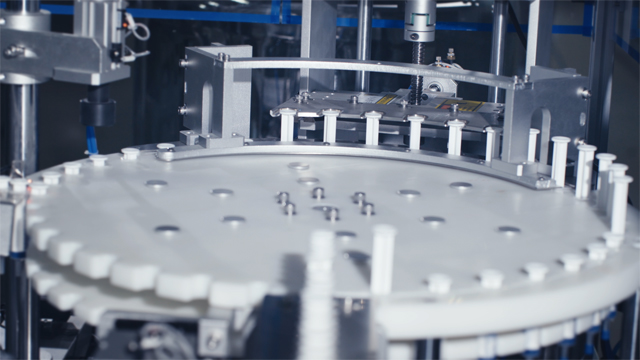 šļirces uzpildes vāciņš.jpg