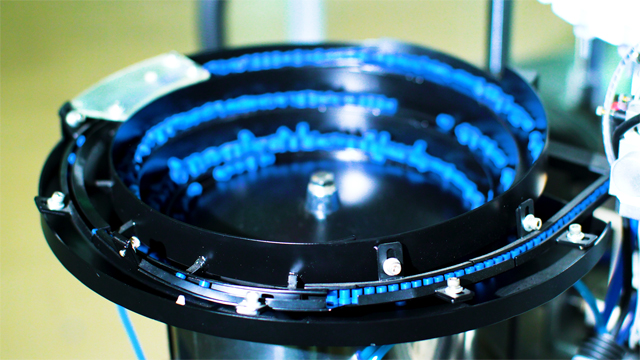 bļodu vāciņi barošana.jpg