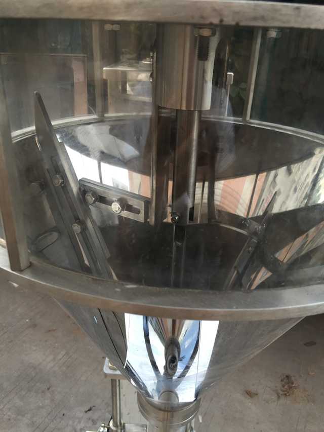 jauna iekārta pulvera pildīšanai (1).jpg