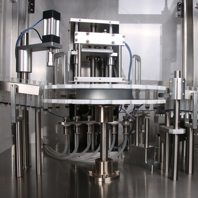 šļirces uzpildes vāciņš.jpg