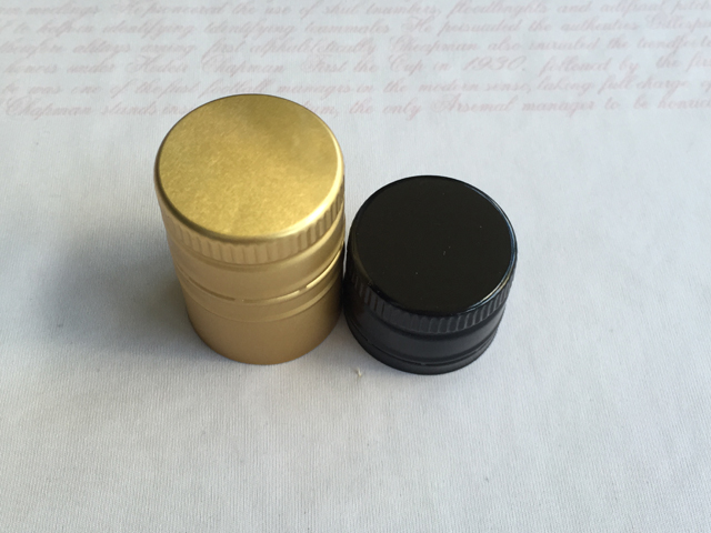 screw caps metāla vāciņi.jpg