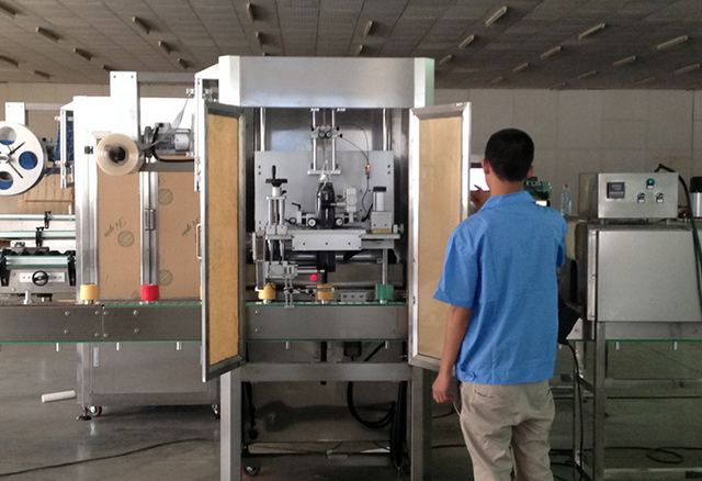 lentes sleeve labeller.jpg