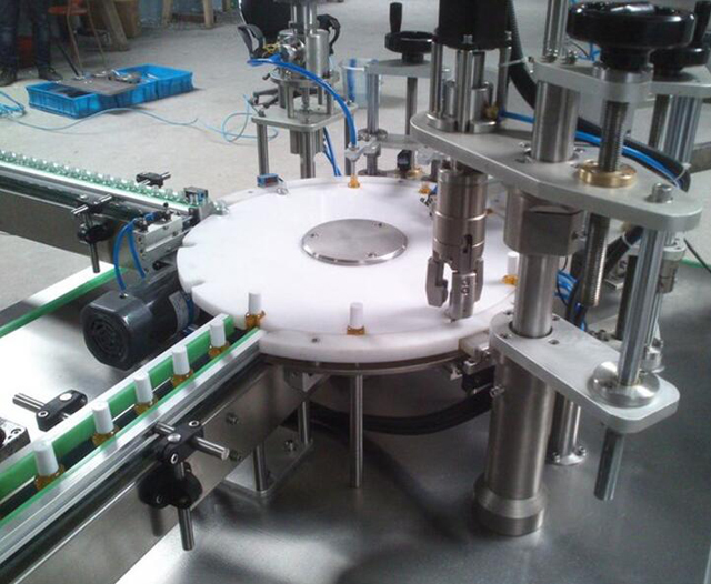 uzpildes sprauslas vāciņš.jpg