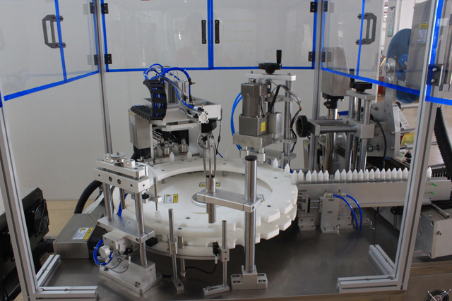 pudeļu pildīšanas process.jpg