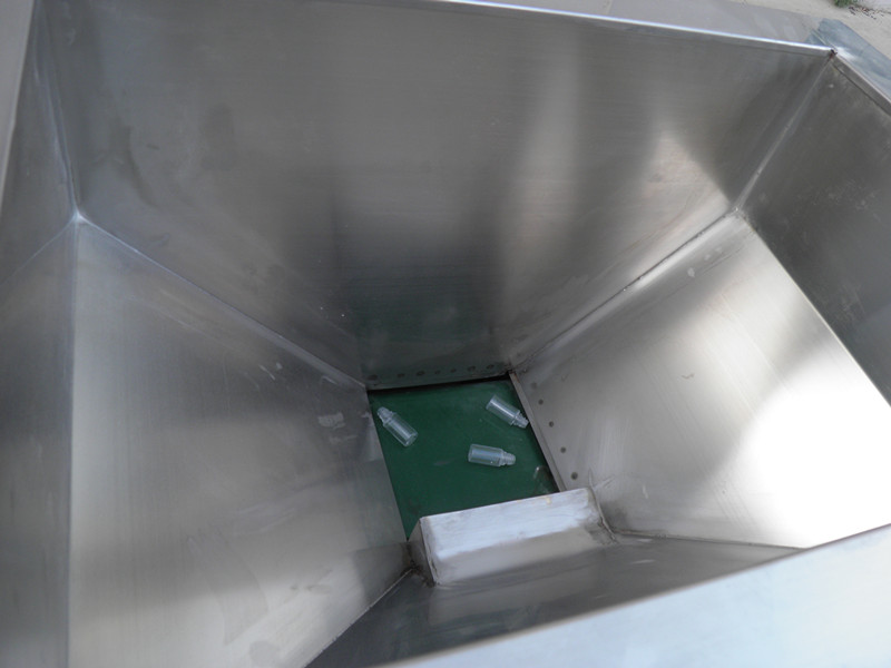 E liquid unscrambler for filling capping line pudeles atšifrētājs E šķidrumam.jpg