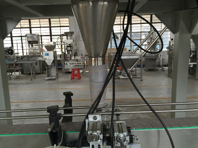 uzpildes sprauslas granulām filler.jpg