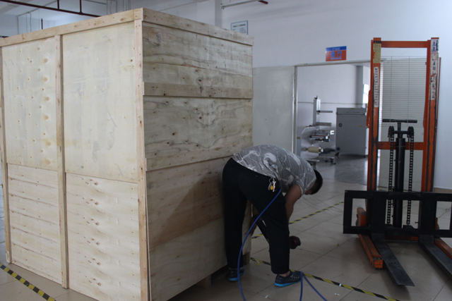 koka kastes iepakojums horizontālajai marķēšanai (2).JPG