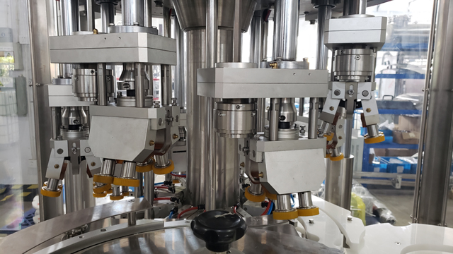 8 heas skrūvju vāciņš.jpg