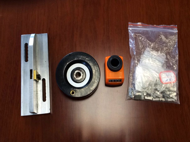 cutter mould for ultrasonic sealing machine MOULD&CUTTER Ultraskaņas cauruļu blīvēšanas mašīnai (1).jpg