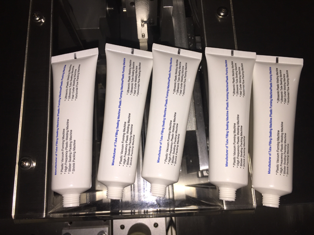 tūbiņu paraugi no pildvielas sealer.jpg