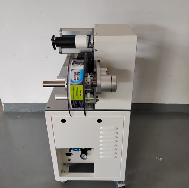 suņu barības iepakojuma marķētājs (4).jpg