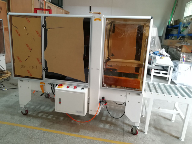 kartona blīvētājs.jpg